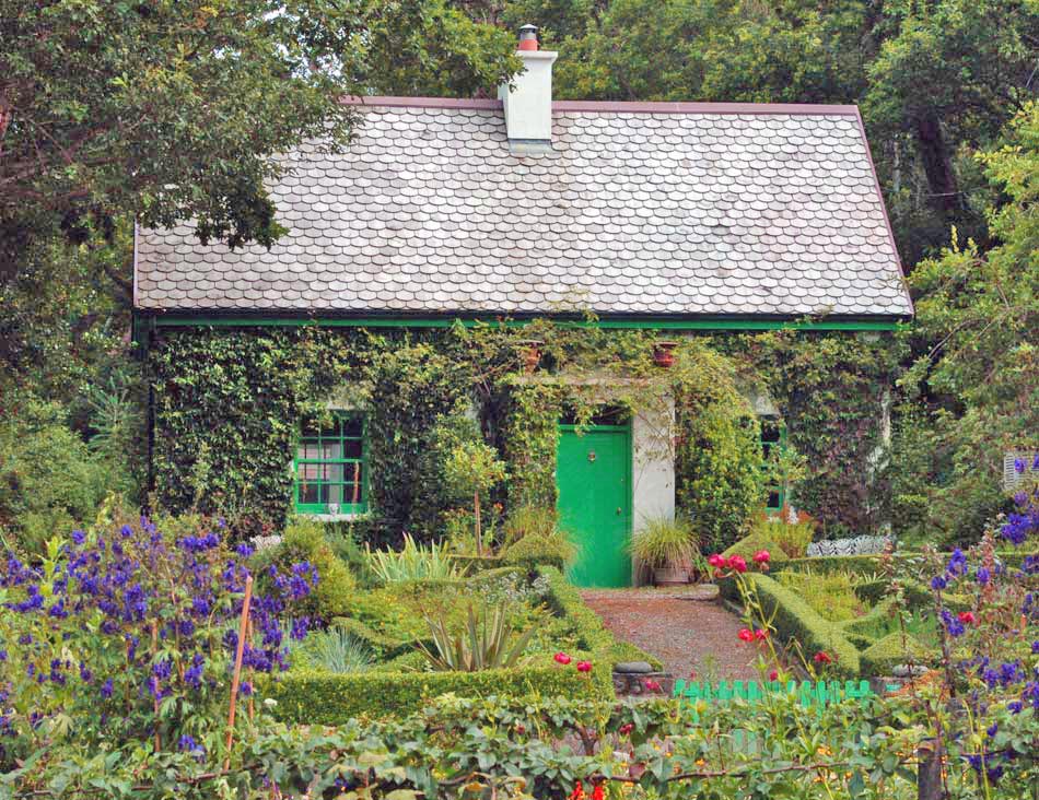 Irish Cottage - Travel
